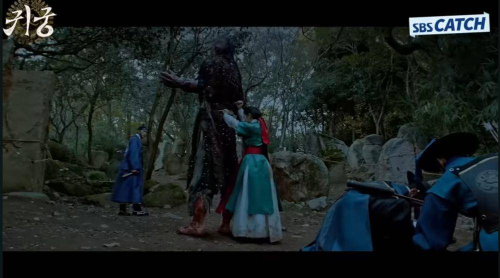 Cuplikan drakor The Haunted Palace (youtube.com/SBS Catch)