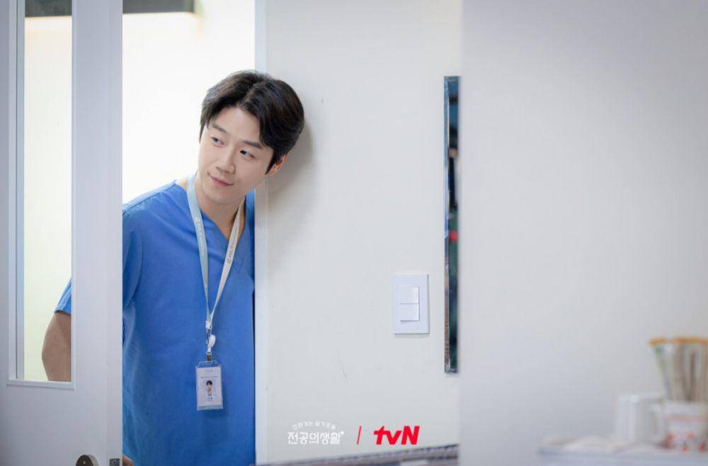 Cuplikan drakor Resident Playbook (dok.tvN/Resident Playbook)