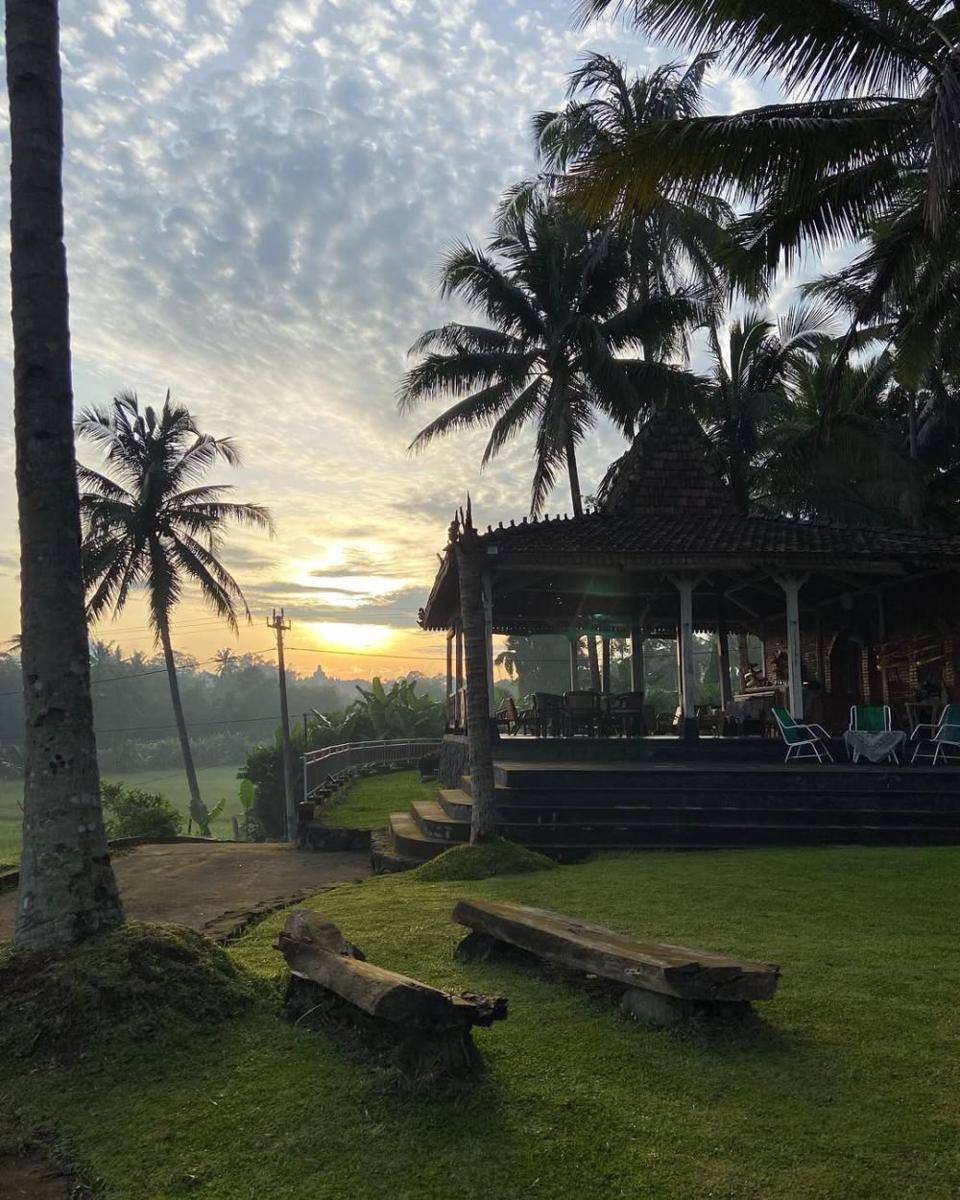 D'Cikalan Borobudur (instagram.com/dcikalanborobudur)