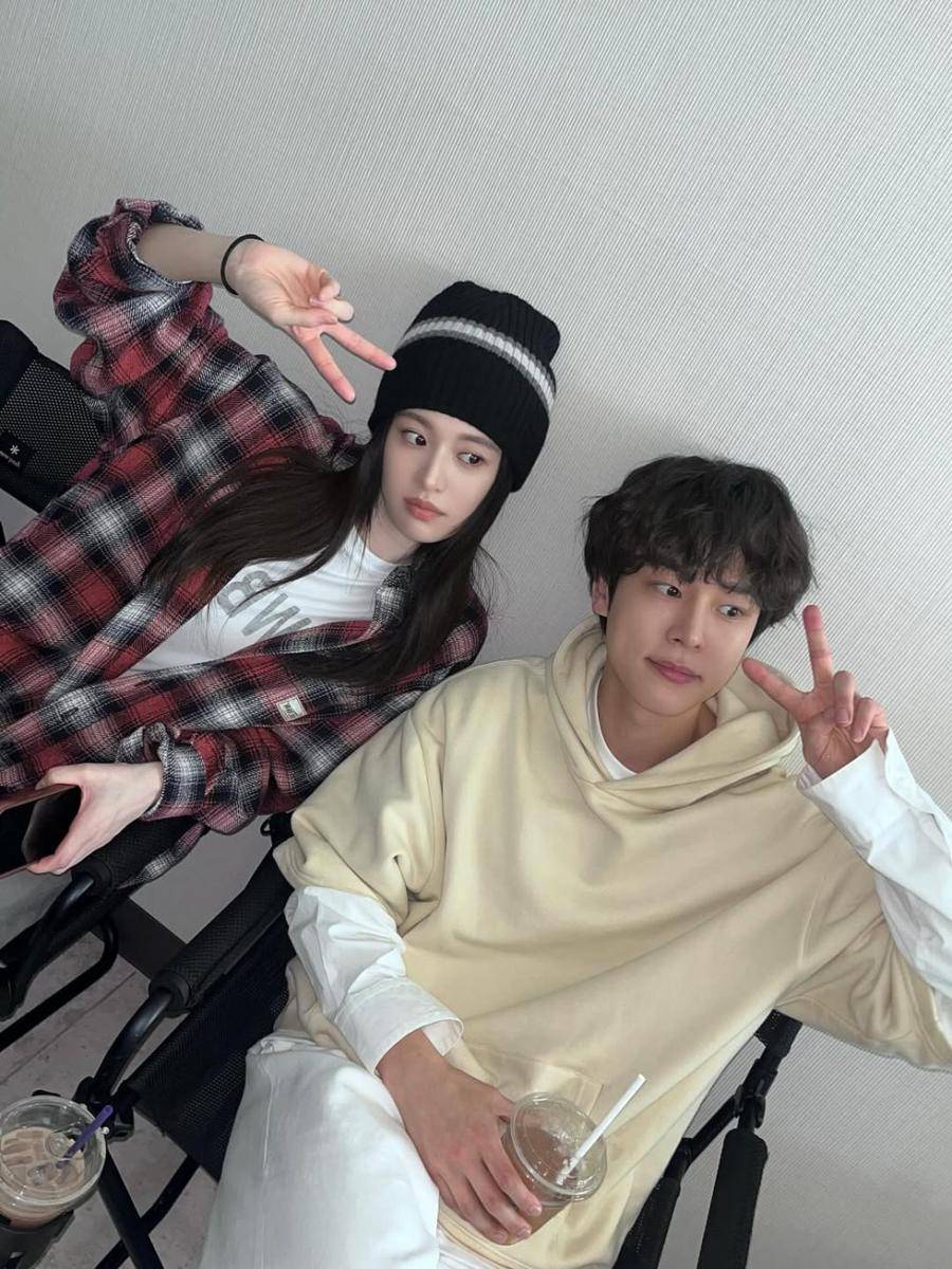 potret Kang You Seok dn Go Yoon Jung (instagram.com/goyounjung)