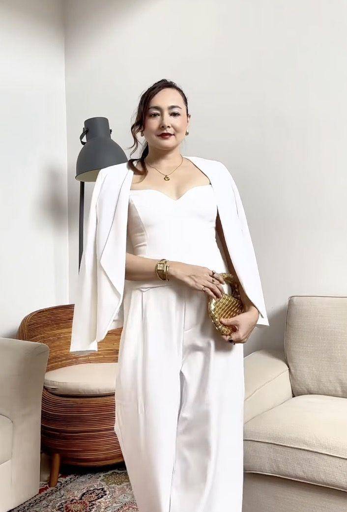 Dewi Rezer (instagram.com/rezerdewi)