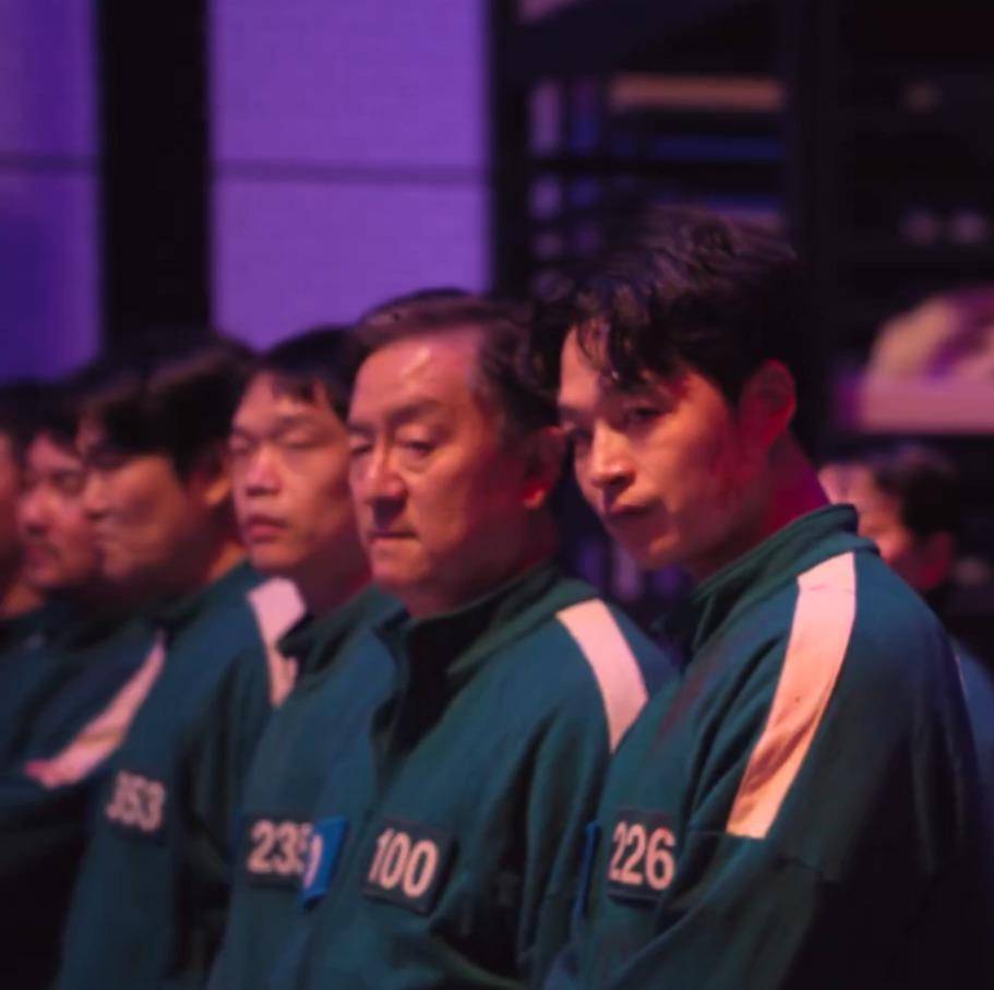 Im Jeong-dae 100 squid game.jpg