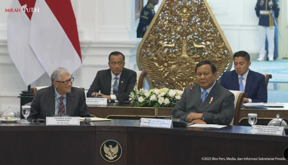 Kelakar Prabowo: Bill Gates Lebih Pancasila