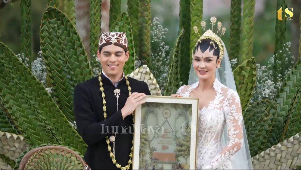 pernikahan Luna Maya dan Maxime Bouttier (youtube.com/tsmediaid)