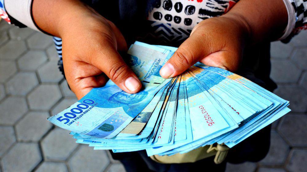 ilustrasi rupiah (vecteezy.com/Onyengradar)