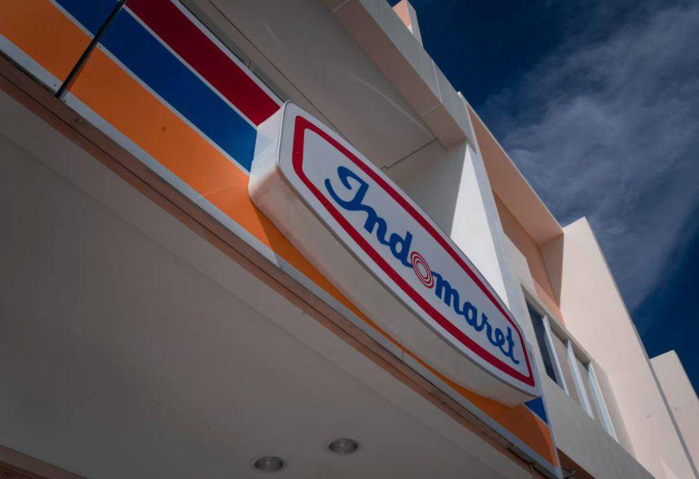 ilustrasi gerai Indomaret (unsplash.com/@fiqihalfarish)