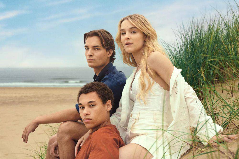 adegan dalam serial High Tides. (dok. Netflix/High Tides)