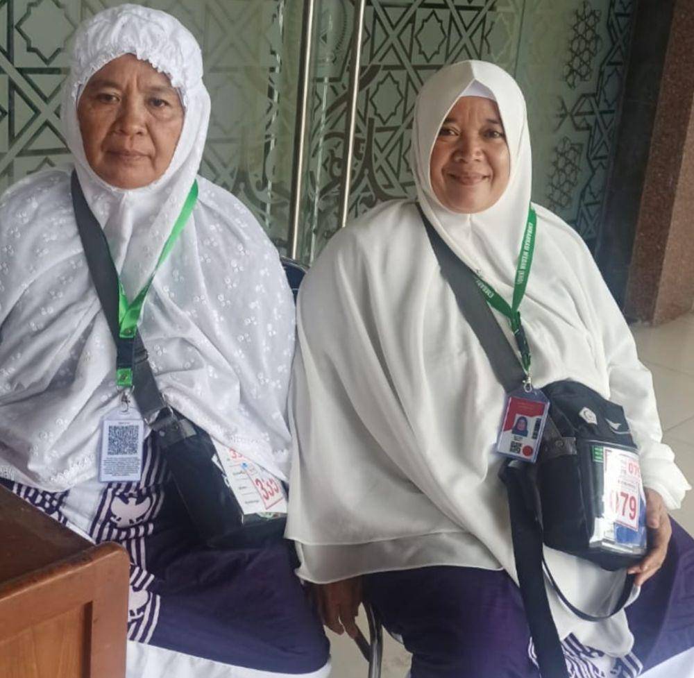 Kedua Persepupuan berangkat haji tanpa suami (Dok. Istimewa)