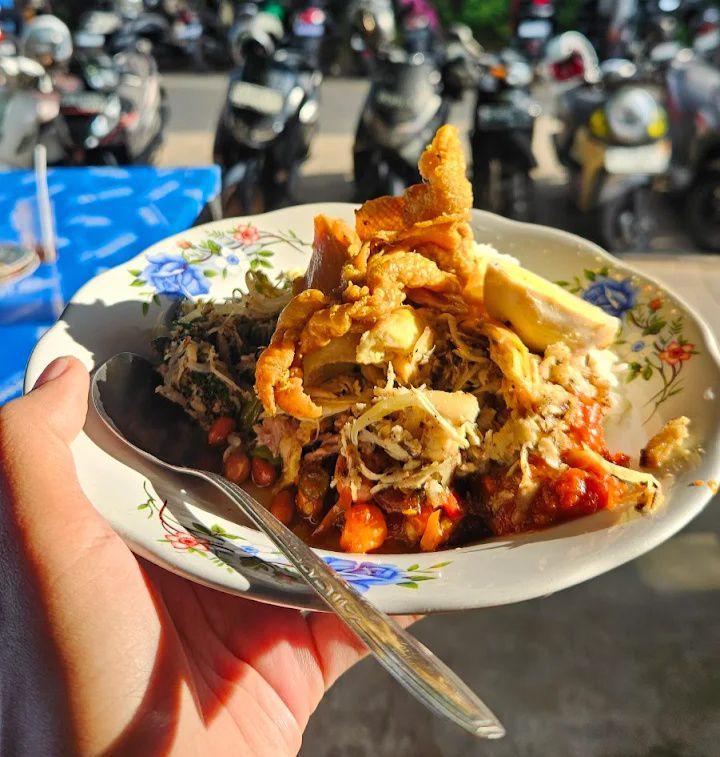 5 Tempat Makan Legendaris di Denpasar yang Muslim Friendly, Enak!