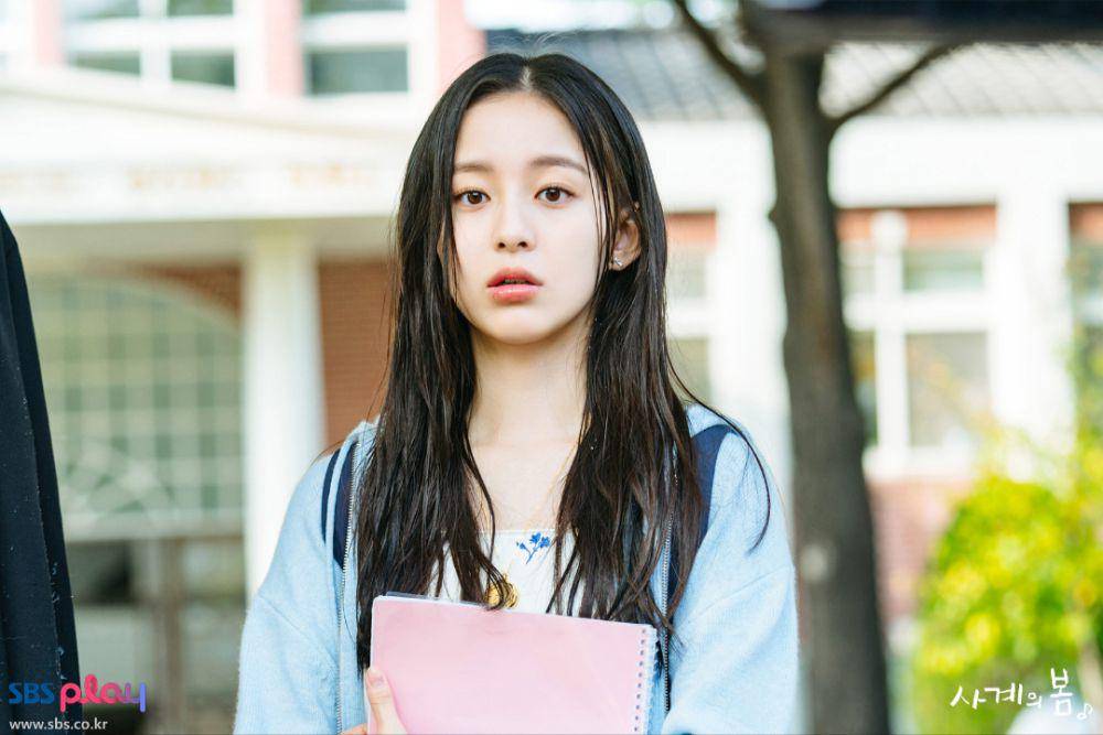 still cuts drama Spring of Youth (dok. SBS/Spring Of Youth)