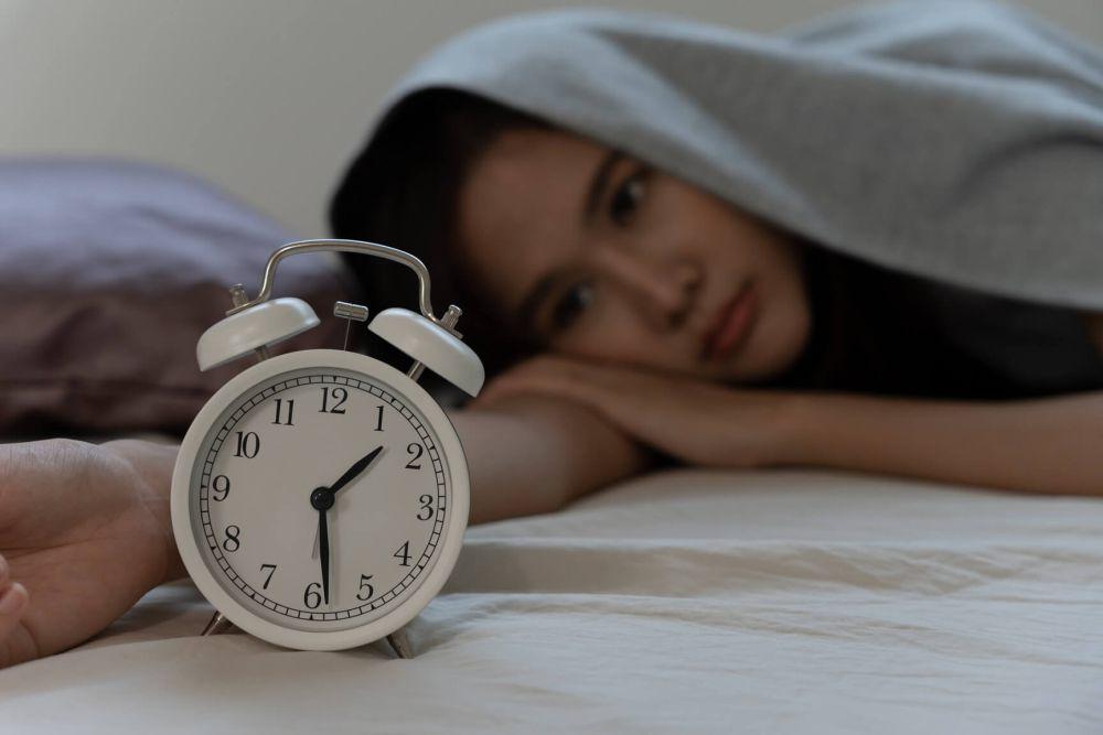 ilustrasi insomnia (vecteezy.com/nuttawan jayawan)