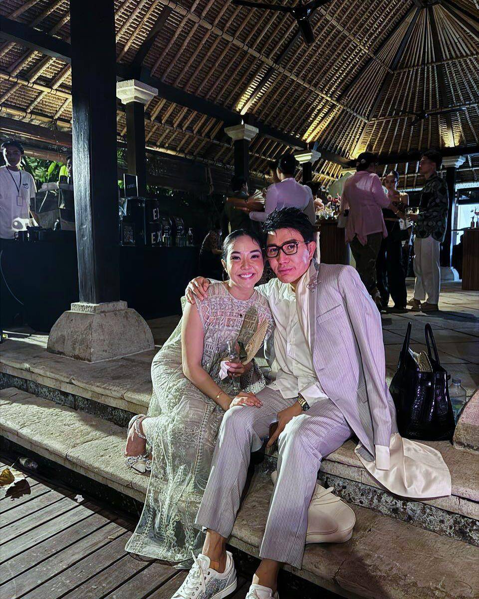 Gaya Tamu di Acara Dinner Setelah Akad Nikah Luna Maya (instagram.com/otis__hahijary)