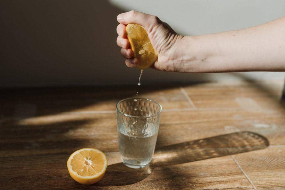 air lemon (pexels.com/Arina Krasnikova)