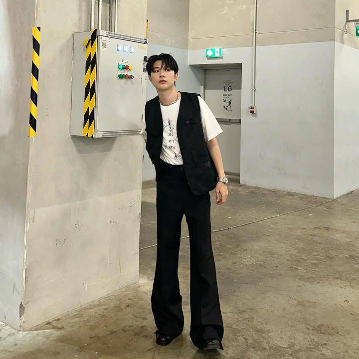 outfit teen style ala Tonliew Methaphat (Instagram.com/tonliew.mtp)