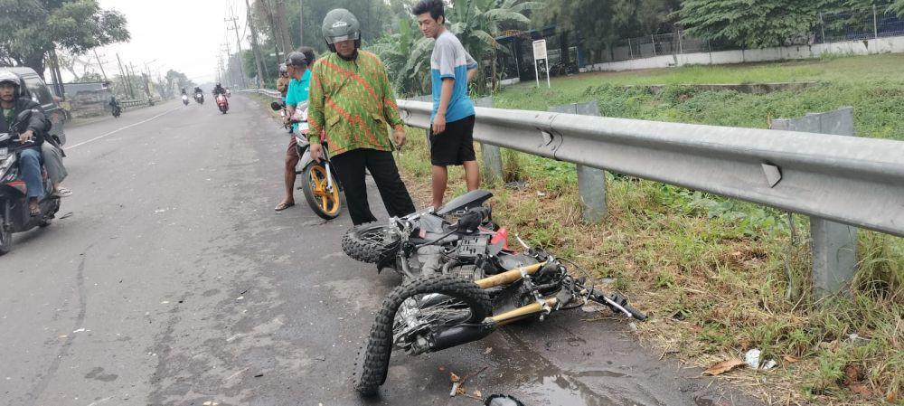 Truk Tabrak Pemotor di Driyorejo, 2 Orang Meninggal
