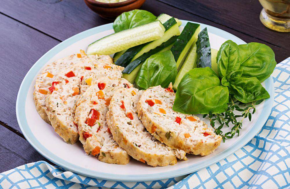 ilustrasi gefilte fish (freepik.com/timolina)