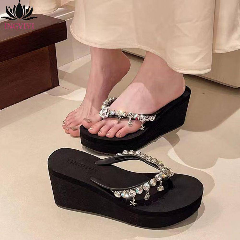 potret ide sandal wedges nuansa hitam (shopee.com/INGVIVI Official Store)