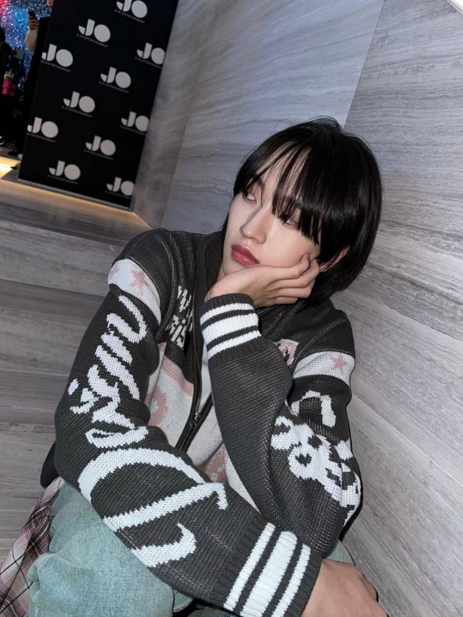 Penampilan Kim Shin AxMxP di Spring of Youth (instagram.com/axmxp_official)