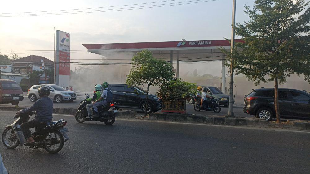 Diduga Akibat Korsleting Listrik, Mesin Pompa SPBU di Balam Terbakar
