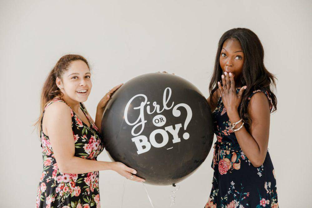 ilustrasi balon gender reveal (pexels.com/RDNE Stock project)