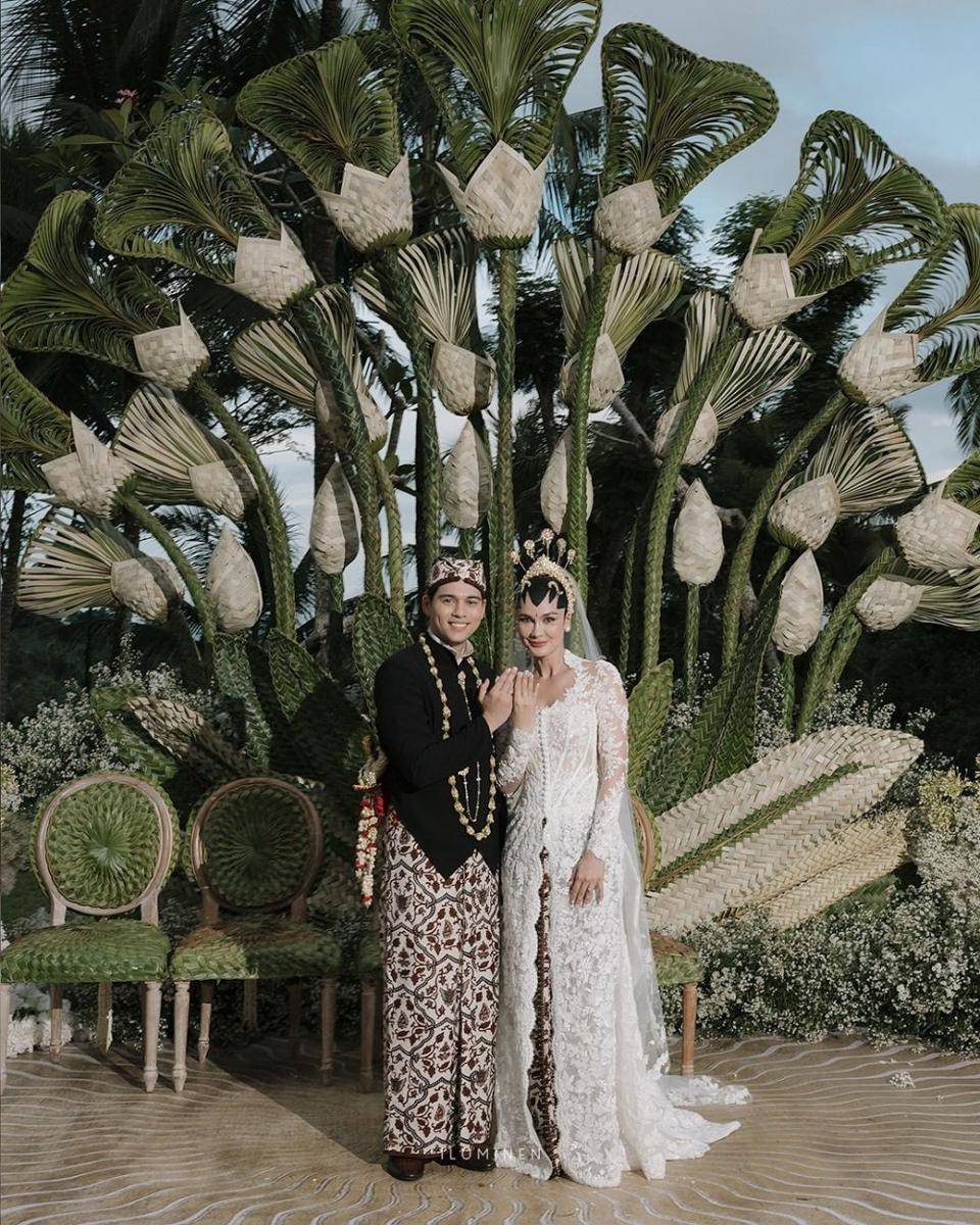 Pernikahan Luna Maya dan Maxime Bouttier. (Instagram.com/iluminen)