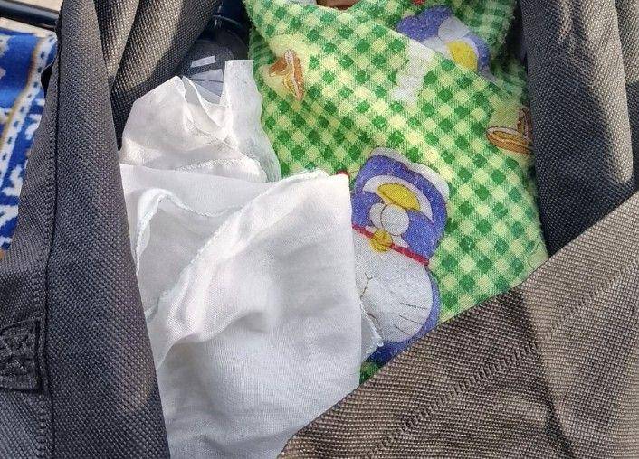 Tas yang berisi mayat bayi di Medan (dok.istimewa)