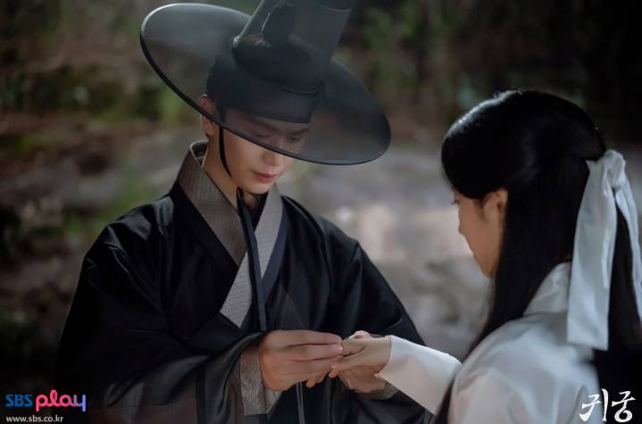 still cut drakor The Haunted Palace (dok. SBS/The Haunted Palace)