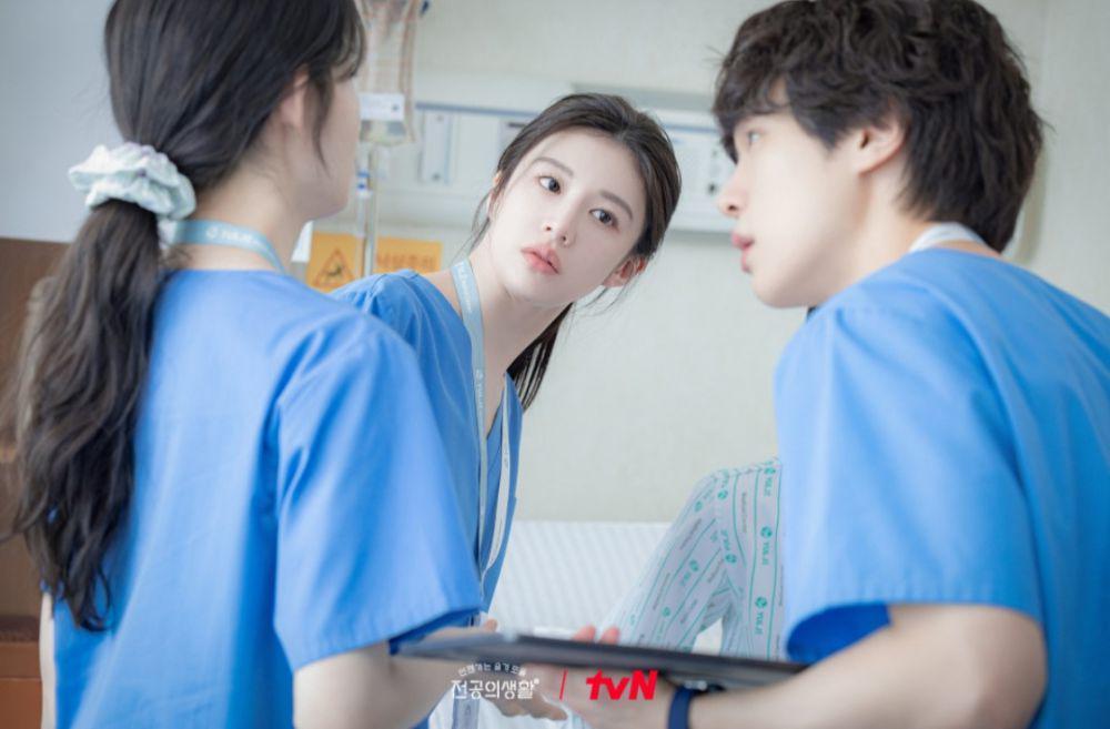 6 Jenis Rekan Kerja ala Drakor Resident Playbook, Beragam!
