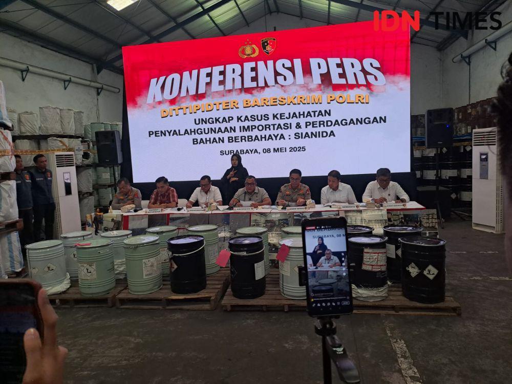 Dua Gudang Impor Sianida dari China Tak Berizin Diungkap Polisi