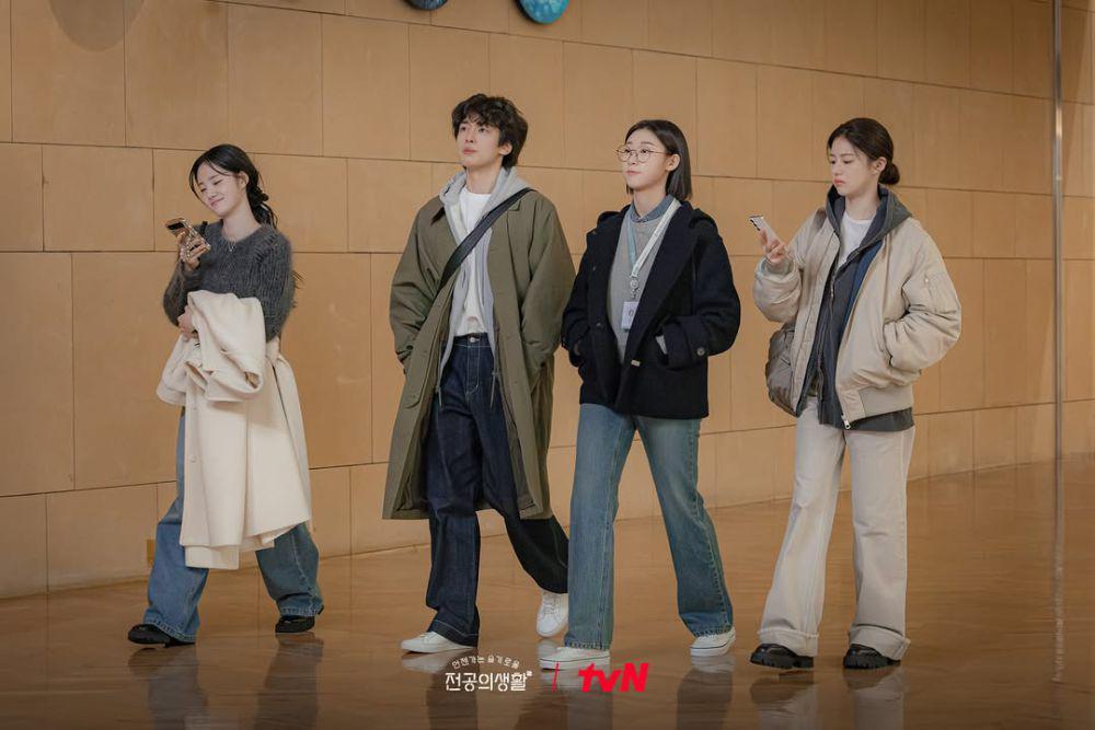 Cuplikan drama Resident Playbook (instagram.com/tvn_drama)