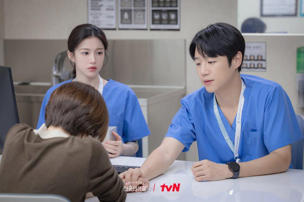 Cuplikan drama Resident Playbook (instagram.com/tvn_drama)