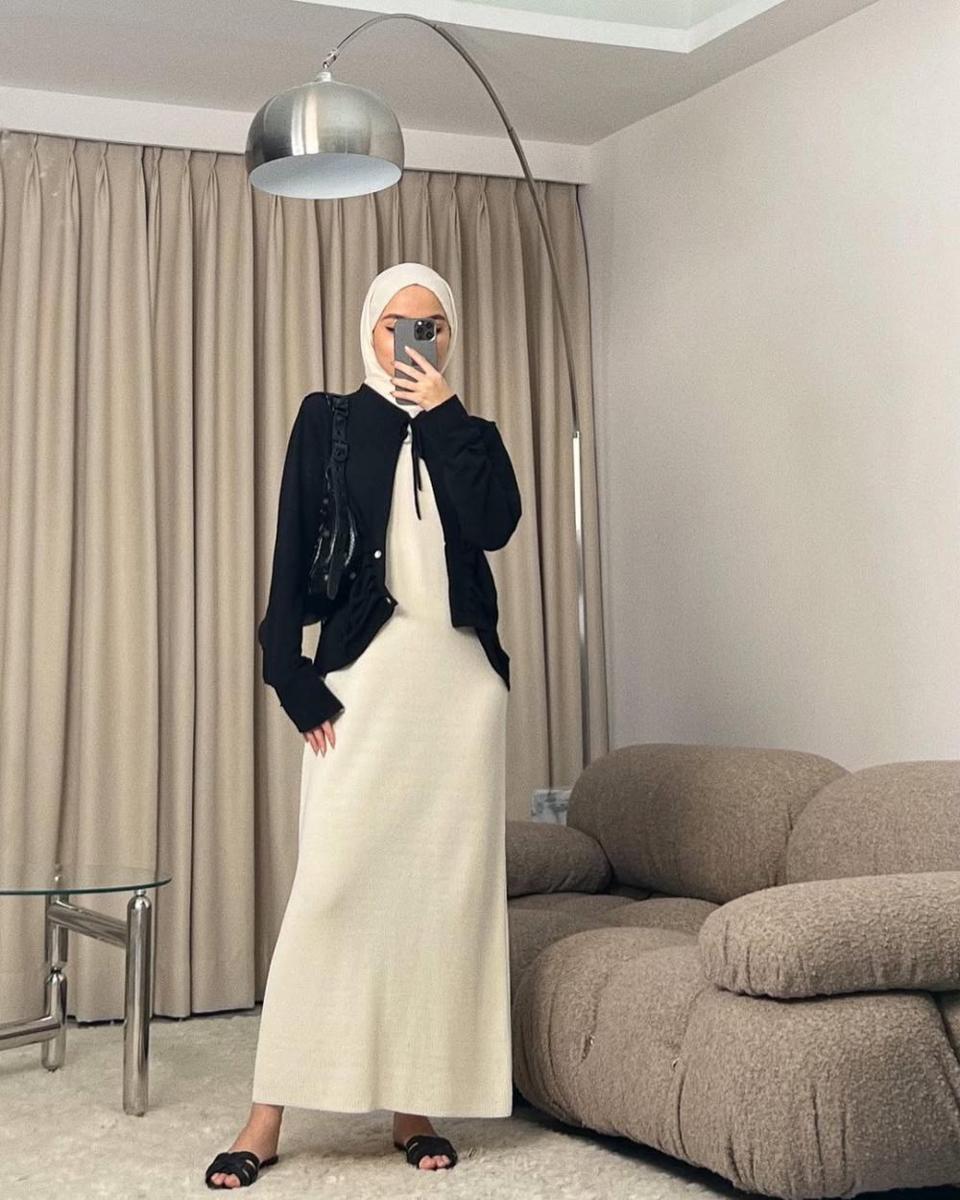 gaya casual pakai dress ala Sashfir (instagram.com/sashfir)