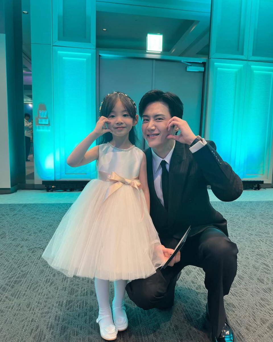 potret Shin Chae Rin dan Kim Seon Ho (instagram.com/rin_190219)