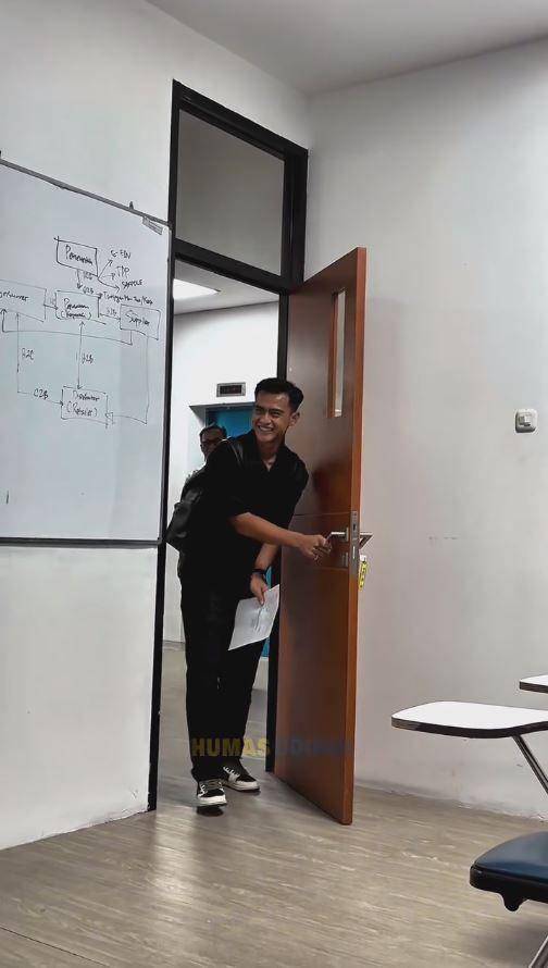 Pratama Arhan kuliah S1 (Instagram.com/udinusofficial)