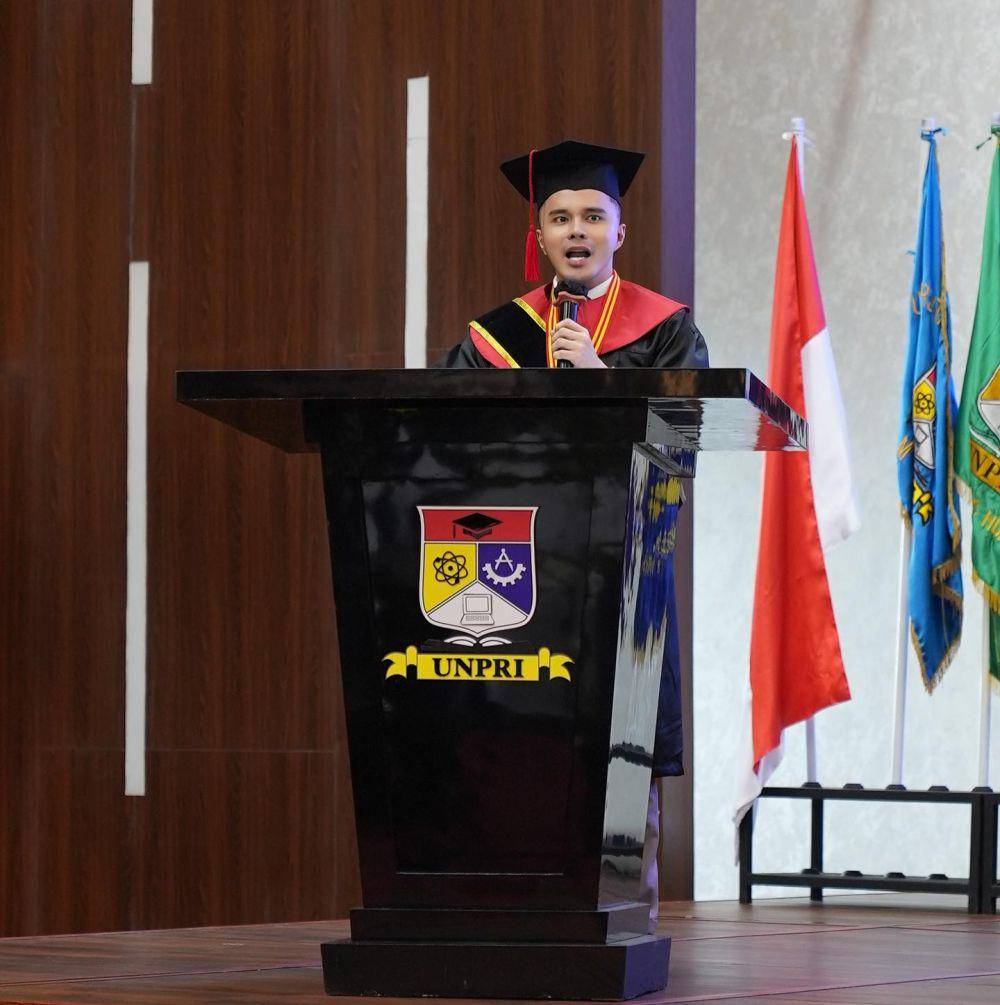 dr. Oky Pratama wisuda S2 (Instagram.com/dr.okypratamaa)