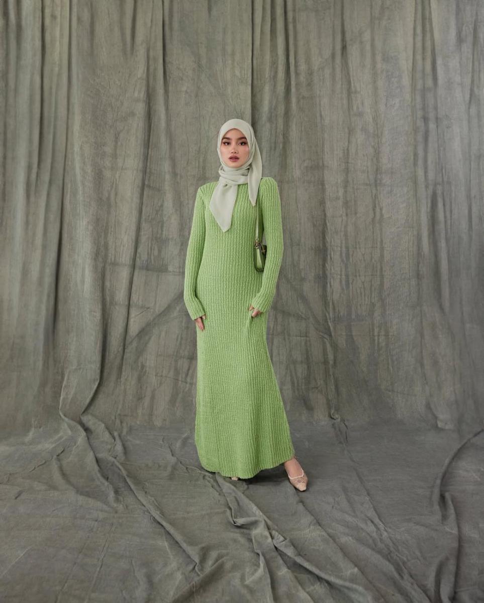 gaya casual pakai dress ala Sashfir (instagram.com/sashfir)