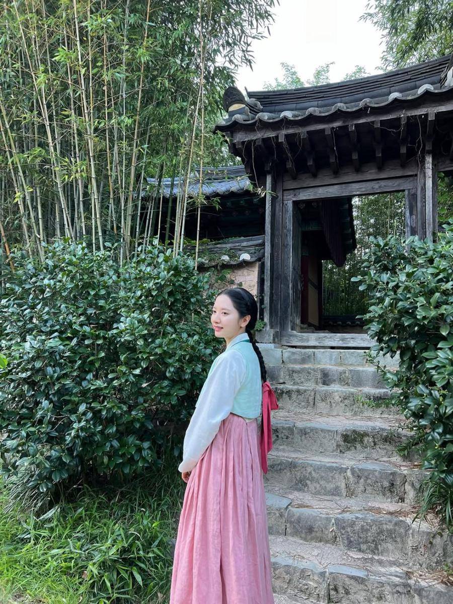 still cut drama Korea The Haunted Palace (instagram.com/bn_95819)