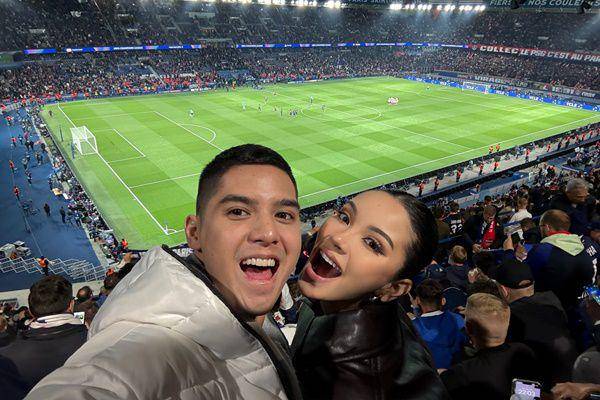 7 Potret Al Ghazali dan Alyssa Nonton PSG Vs Arsenal di Prancis
