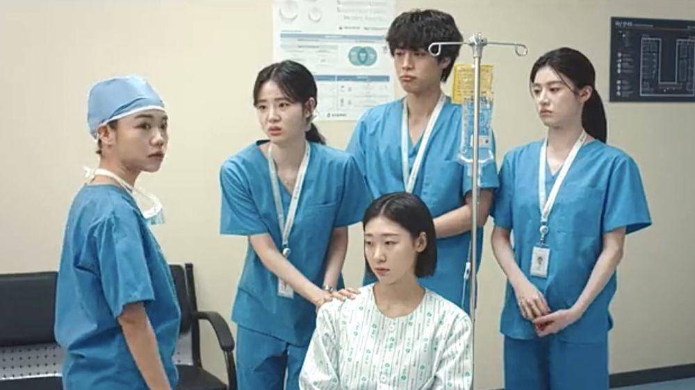cuplikan drama Resident Playbook (dok. tvN/Resident Playbook)