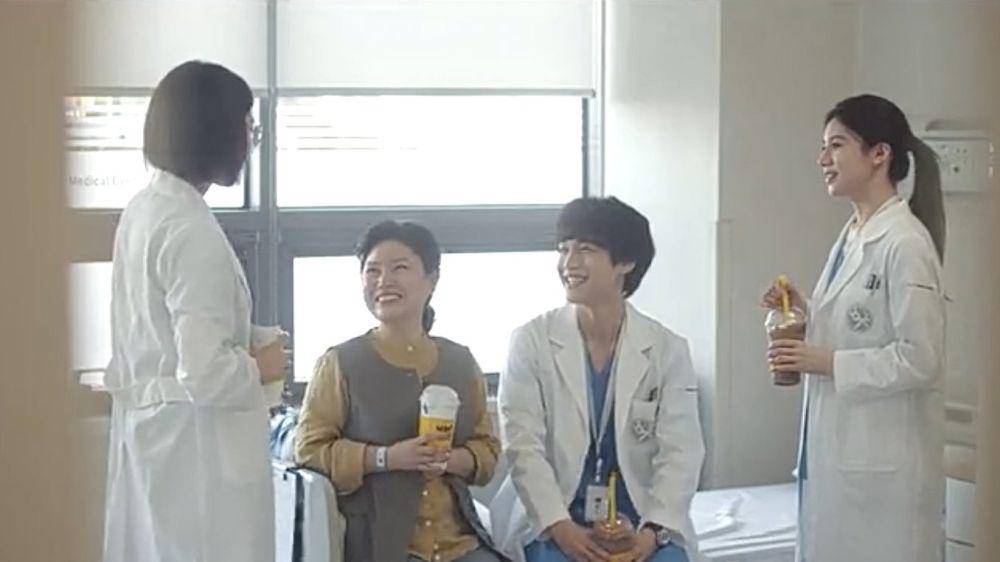 cuplikan drama Resident Playbook (dok. tvN/Resident Playbook)