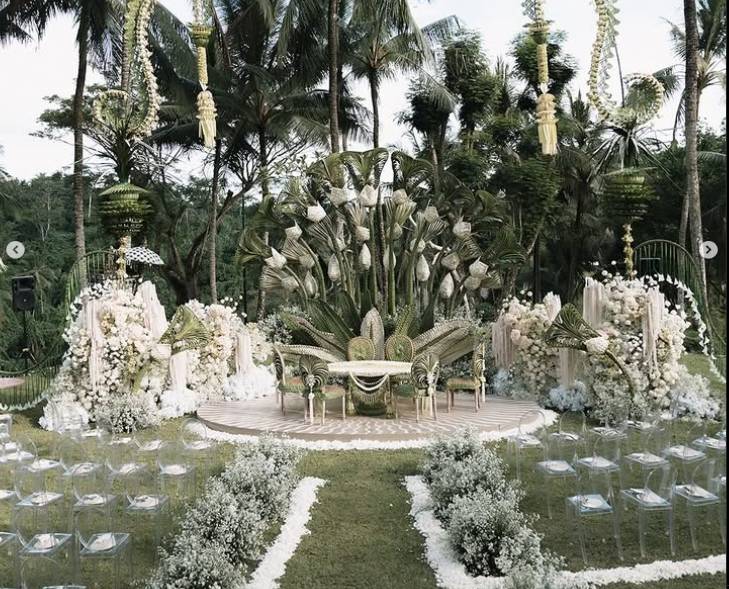 Dokumentasi pernikahan Luna Maya dan Maxime Bouttier (instagram.com/lunamaya)