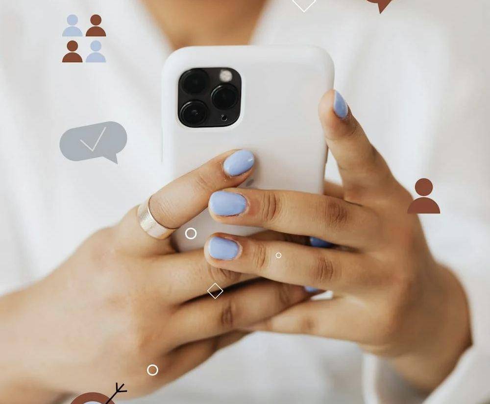 ilustrasi gadget (pexels.com/Photo By: Kaboompics.com)