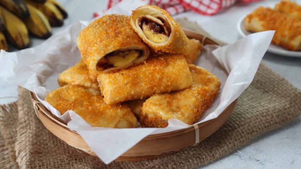 Resep Risol Isi Pisang Cokelat Keju yang Lumer, Buatnya Mudah