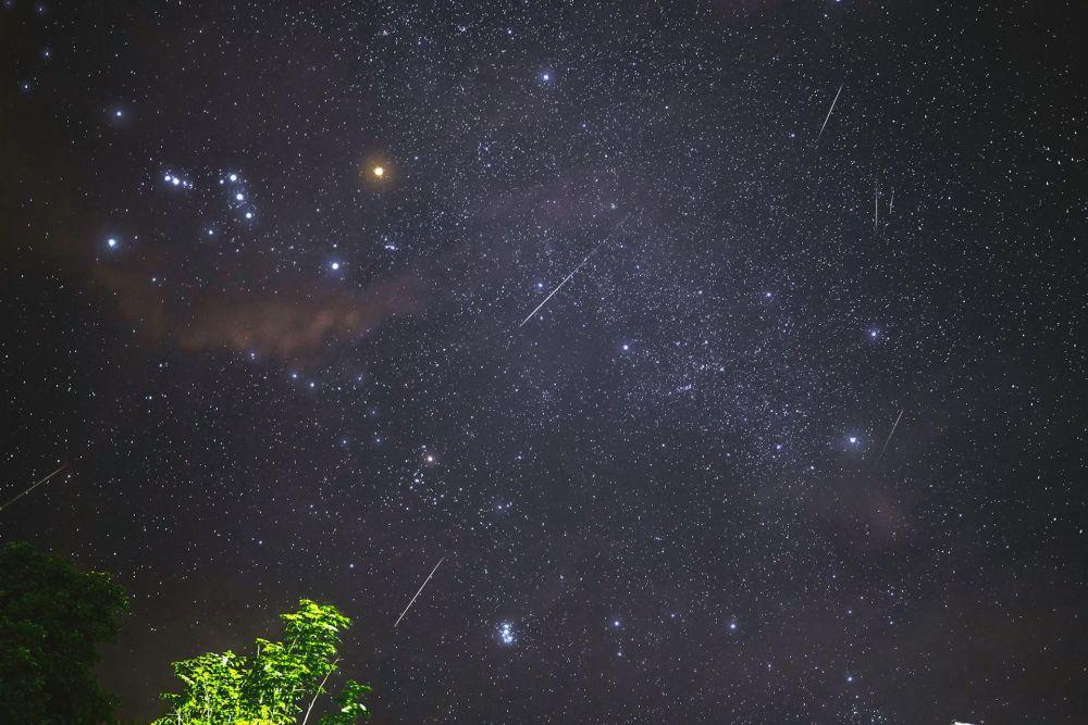 Kapan Hujan Meteor Arietid?  Tanggal dan Waktu Terbaiknya