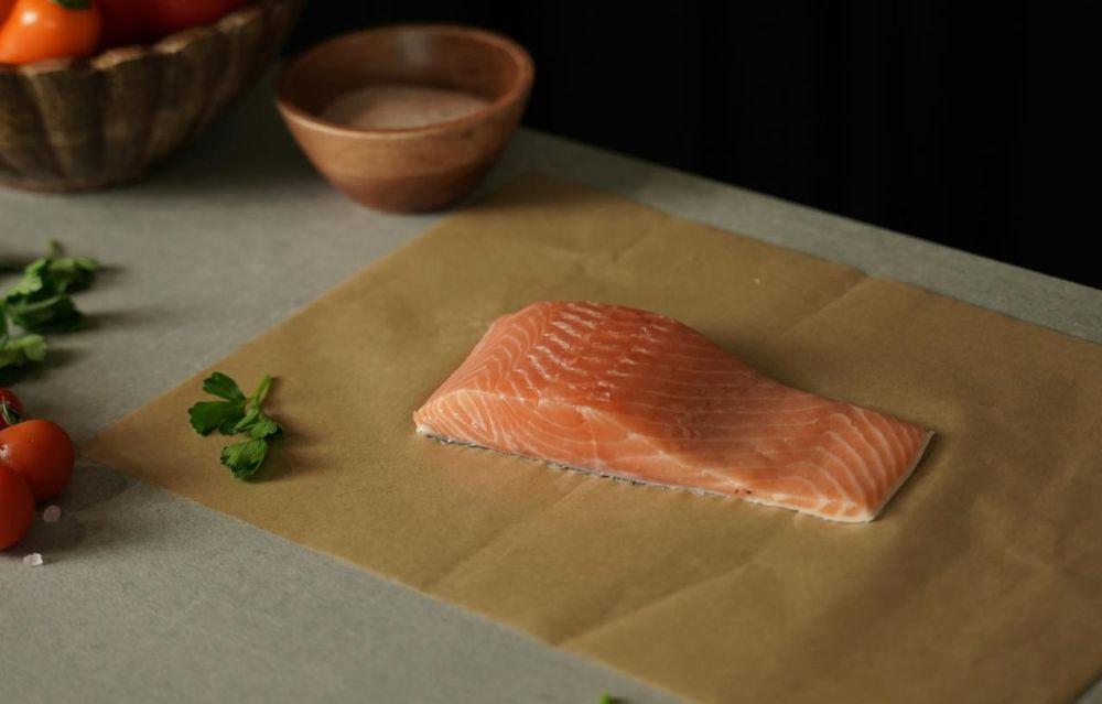 ilustrasi salmon (pexels.com/Lalada .)