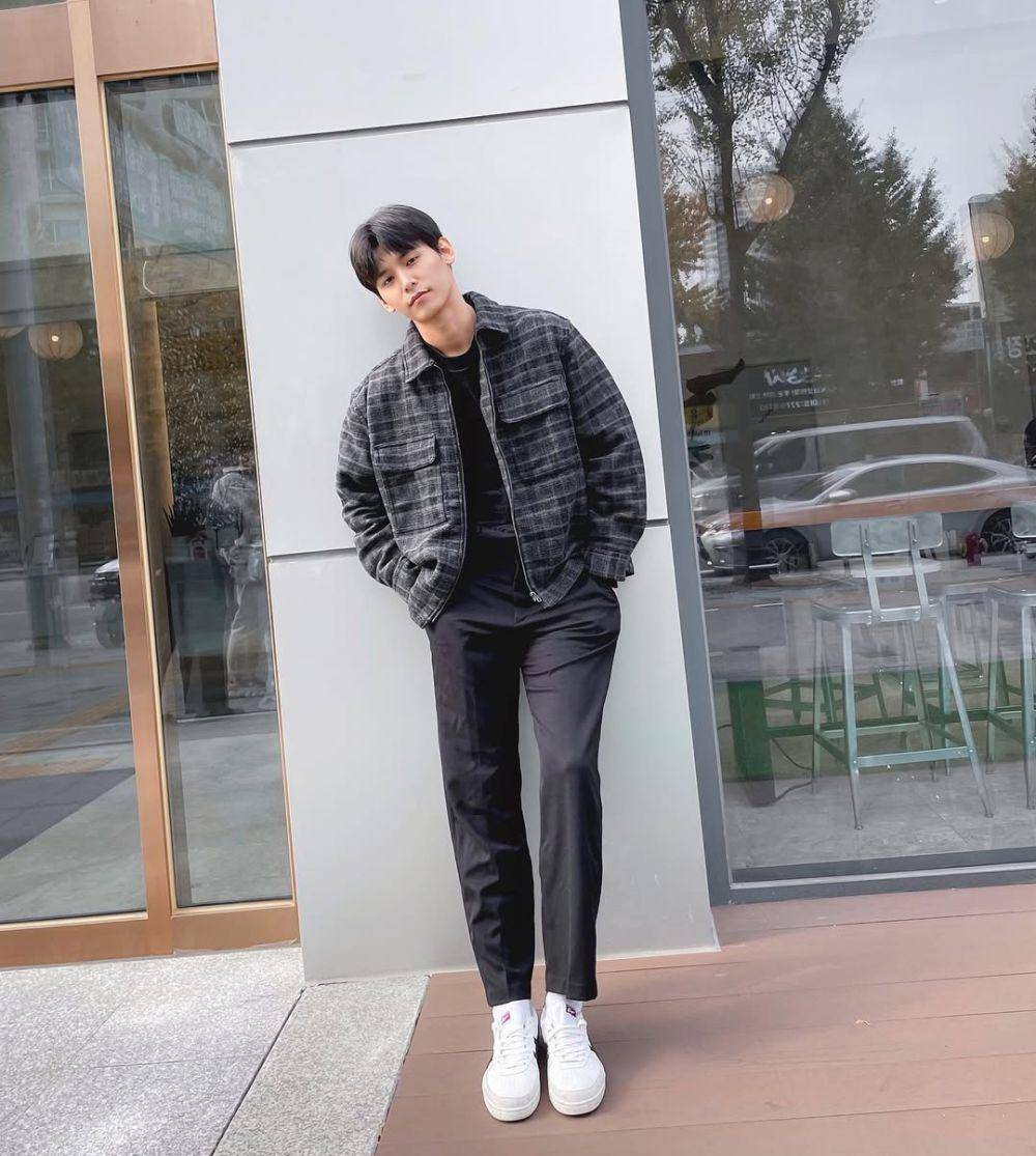 OOTD ala Ja Phachara (instagram.com/jjaajaaaa)