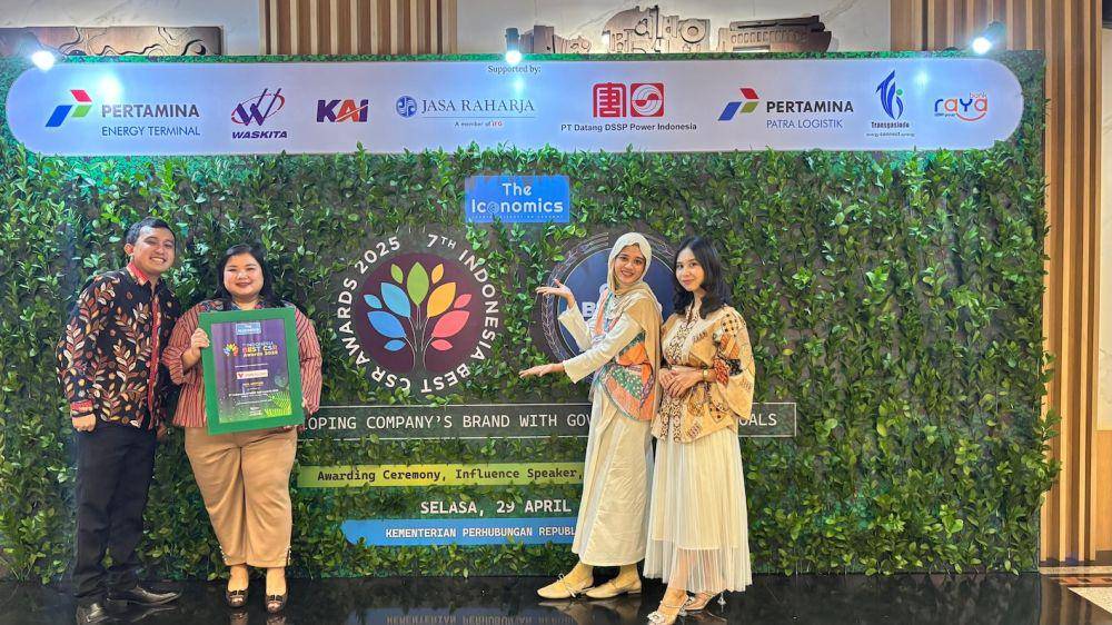 Program Tanggung Jawab Sosial dan Lingkungan Perusahaan atau Corporate Social Responsibility (CSR) milik VIVA Apotek mendapat penghargaan sebagai CSR Terbaik 2025. (dok. VIVA Apotek)