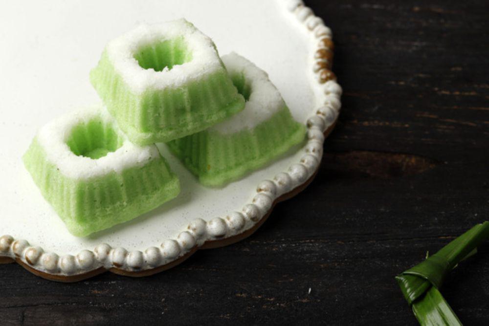 5 Bahan Pengganti Santan agar Putu Ayu Tetap Gurih dan Moist