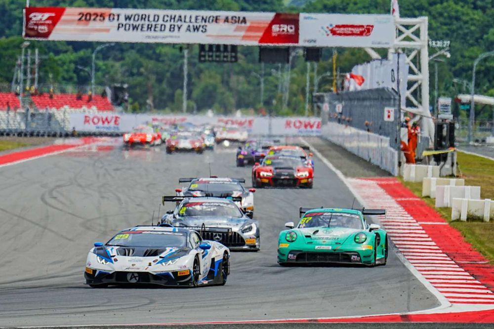 Origin Motorsport Juara Race 1 GT World Challenge Asia di Mandalika