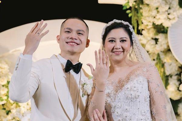7 Potret Pemberkatan Pernikahan Cellos dan Natasha Putri
